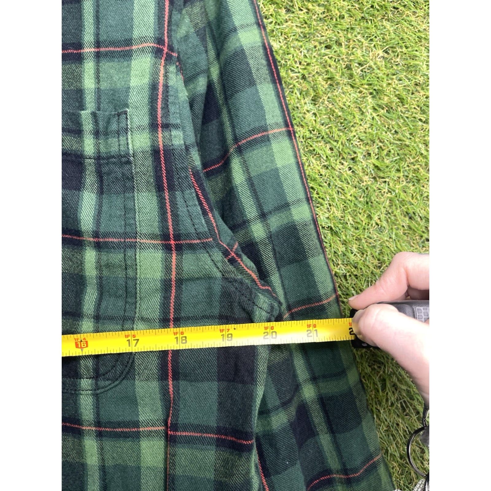 Vintage Duluth Trading Flannel Mens M Heavyweight Button-Up Long Sleeve - Green, Cotton, Vintage, 80s-90s Outdoor Classic Shirt Size US M / EU 48-50 / 2 - 5 Thumbnail