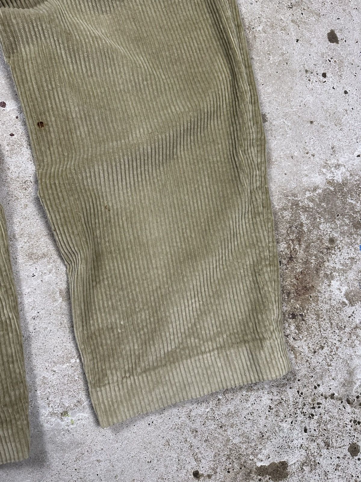 Yves Saint Laurent Vintage 90s Yves Saint Laurent Baggy Corduroy Beige Pants Size US 34 / EU 50 - 16 Thumbnail