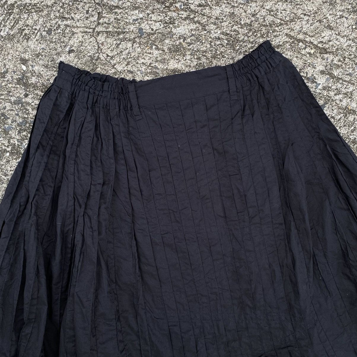 Hai Sporting Gear Hai Sporting Gear Black Pleated Long Skirt Size 26" / US 2 / IT 38 - 15 Thumbnail