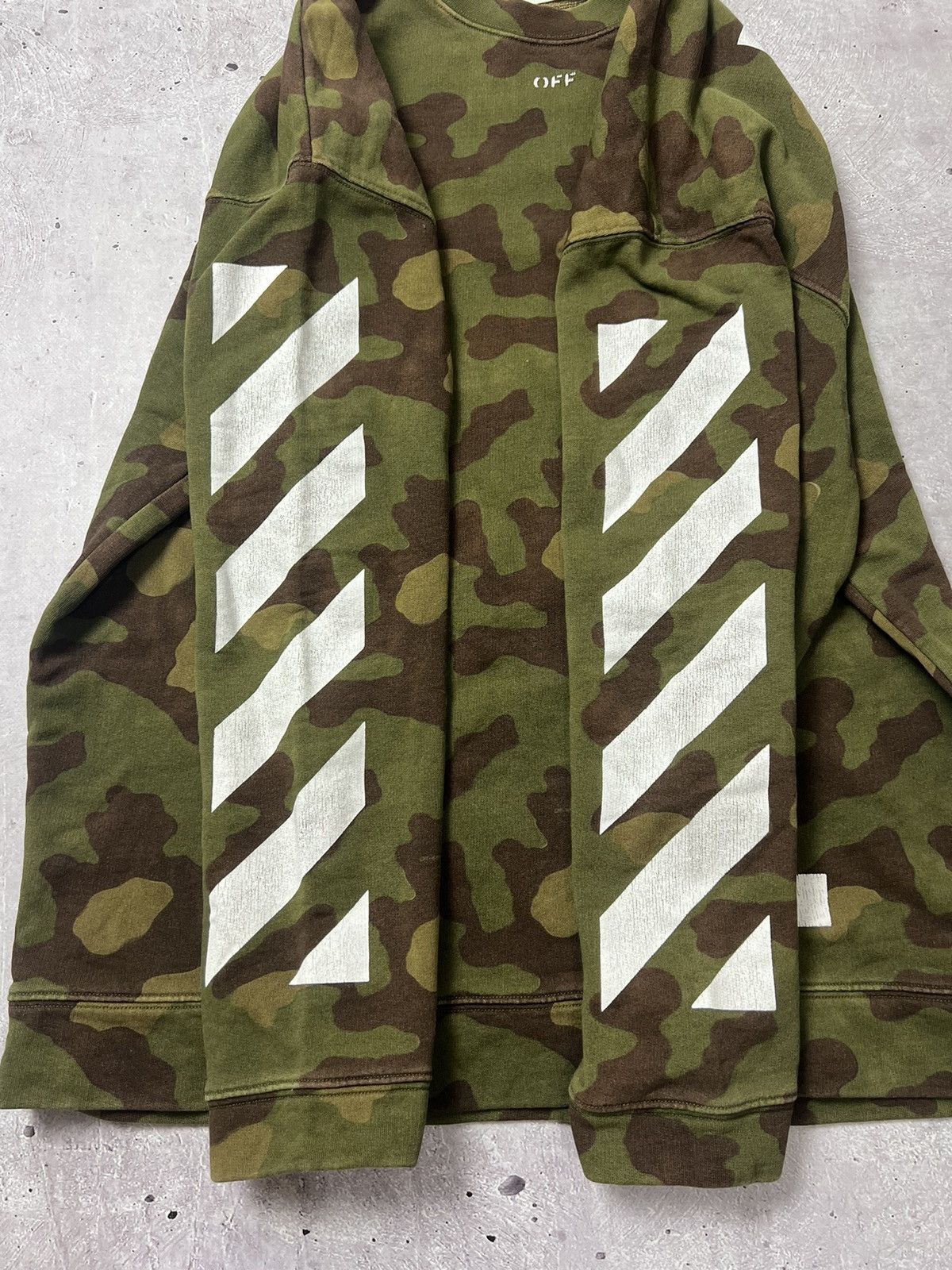 Off-White Off White Camo Sweatshirt Oversized Crewneck Size US M / EU 48-50 / 2 - 6 Thumbnail