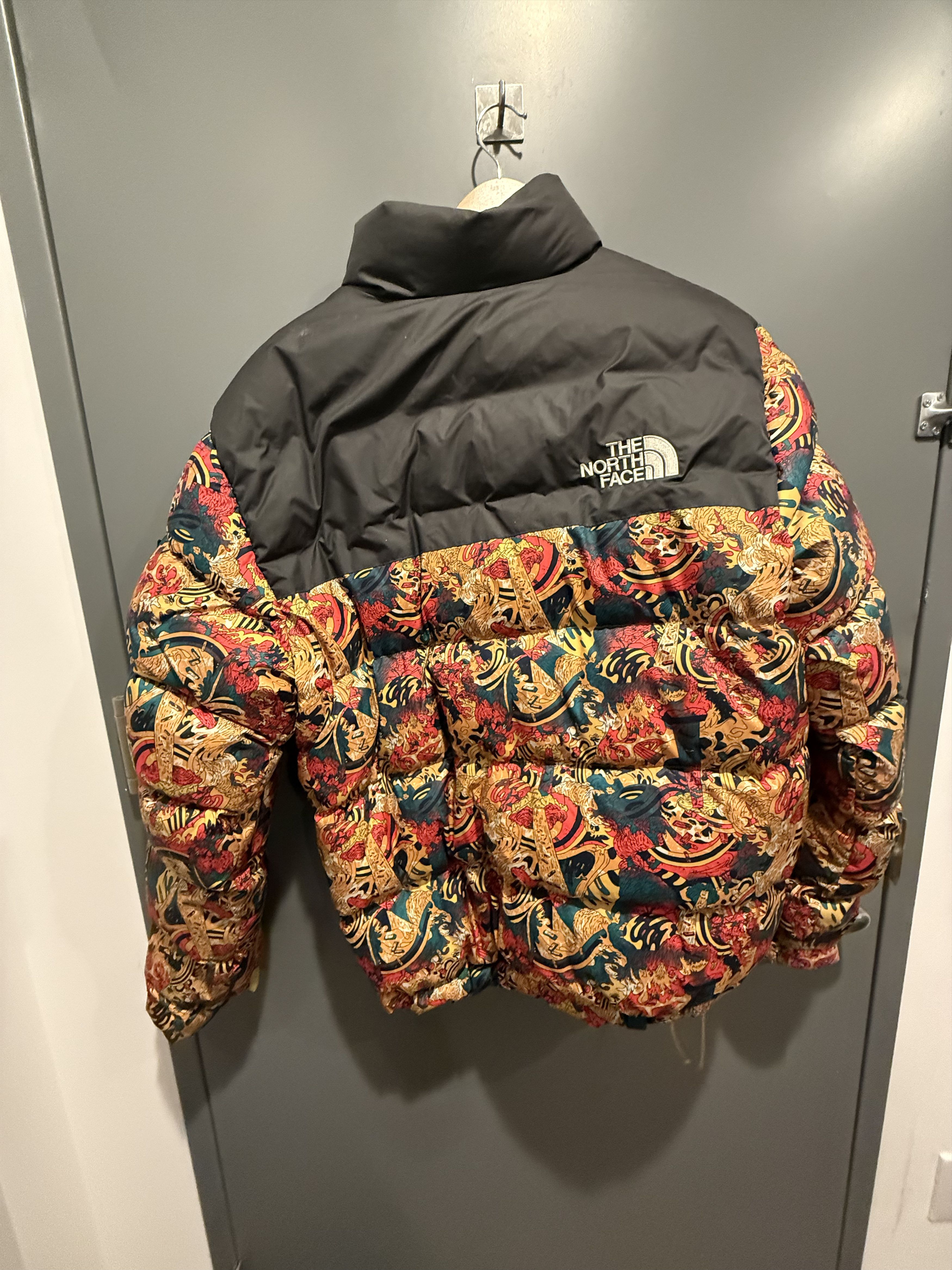 The North Face The North Face 1992 Nuptse Jacket Leopard Yellow Genesis Size US L / EU 52-54 / 3 - 3 Thumbnail
