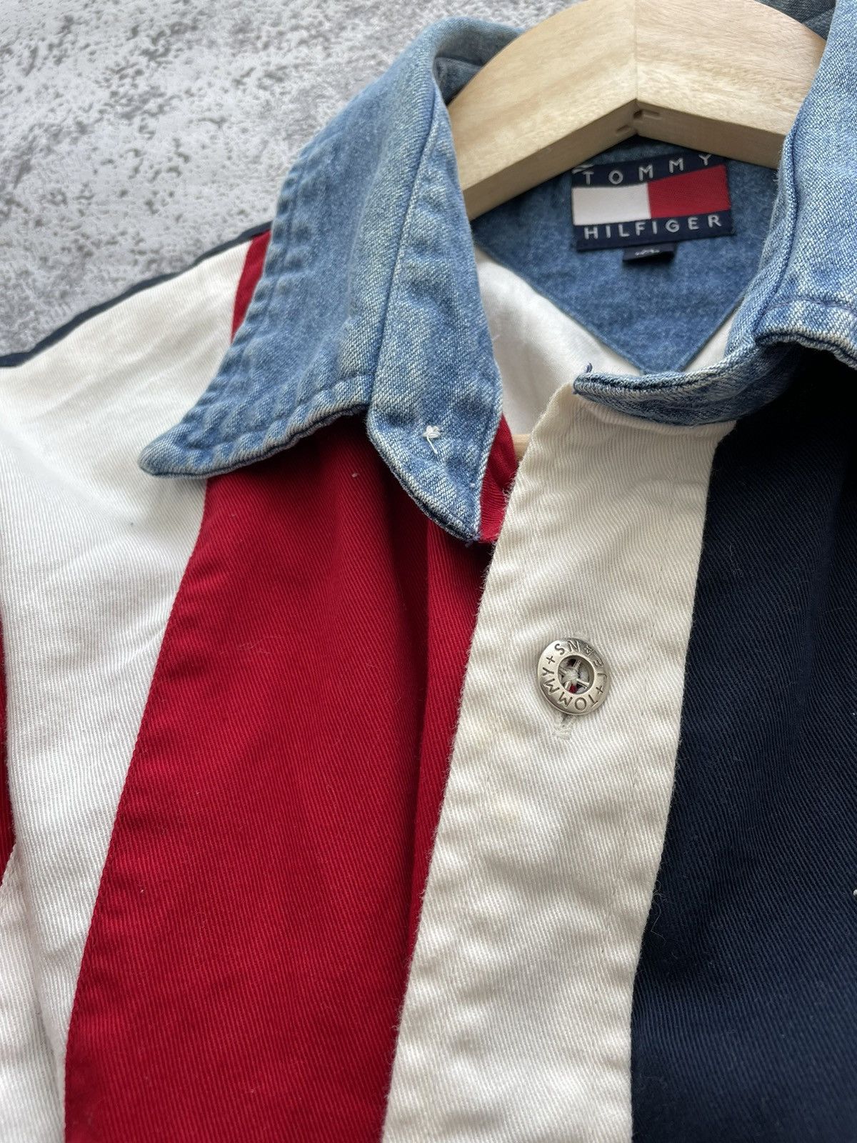 Tommy Hilfiger × Vintage Vintage Tommy Hilfiger American 🇺🇸 Flag Shirt Size US M / EU 48-50 / 2 - 8 Thumbnail