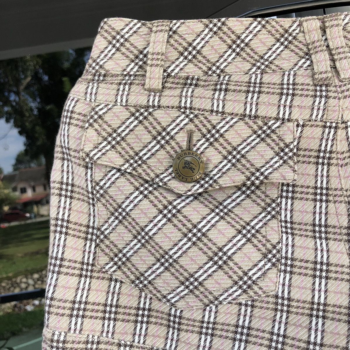 Burberry Burberry London Blue Label Women Nova Check Shorts Pant Size 28" / US 6 / IT 42 - 8 Thumbnail