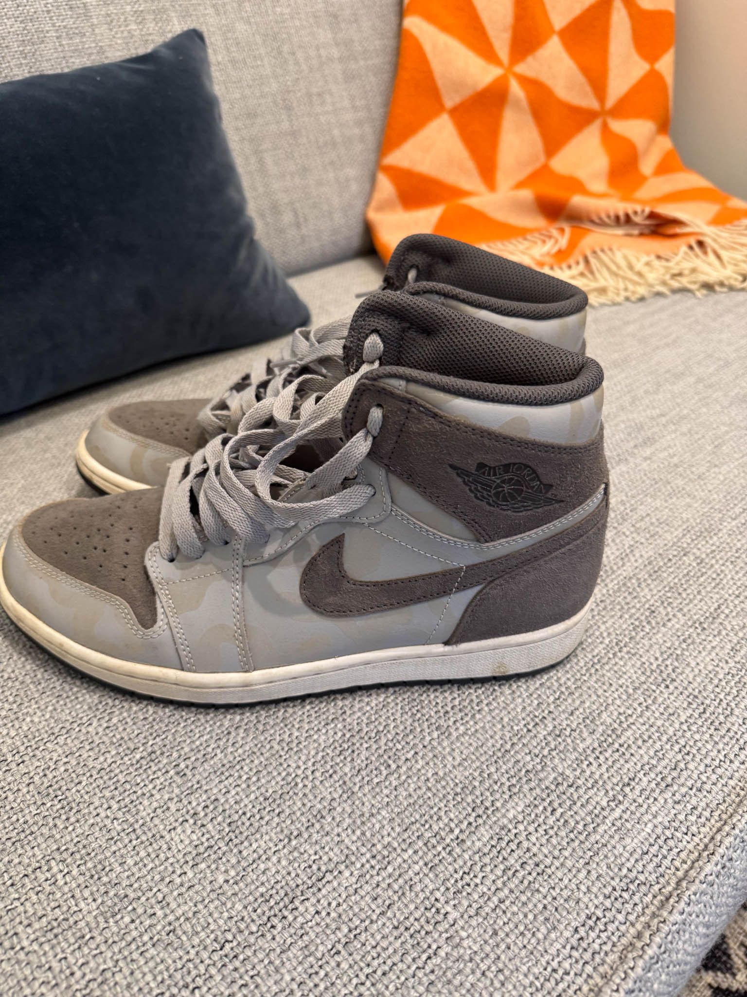 Jordan Brand Jordan 1 wolf gray 3M Size US 8 / EU 41 - 4 Thumbnail