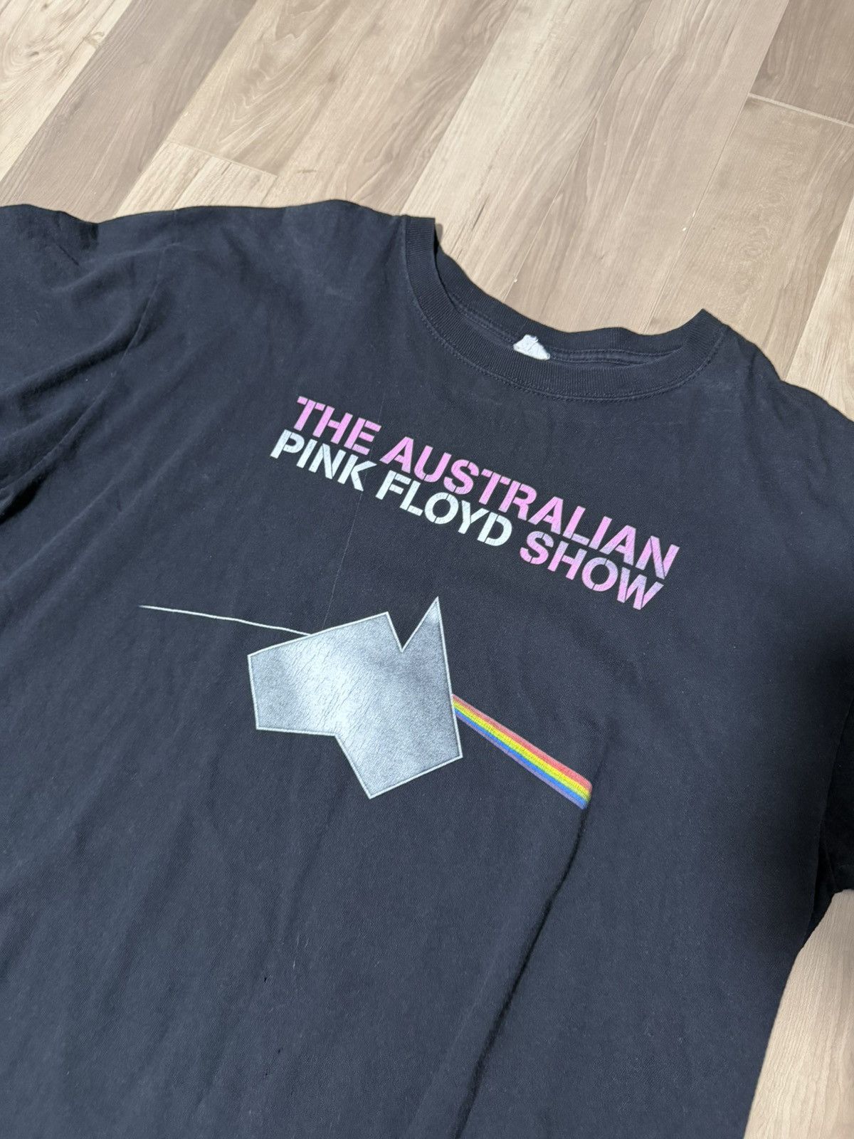 Vintage AUSTRALIAN PINK FLOYD SHOW Vintage T Shirt Tour 2009 Size US XL / EU 56 / 4 - 2 Thumbnail