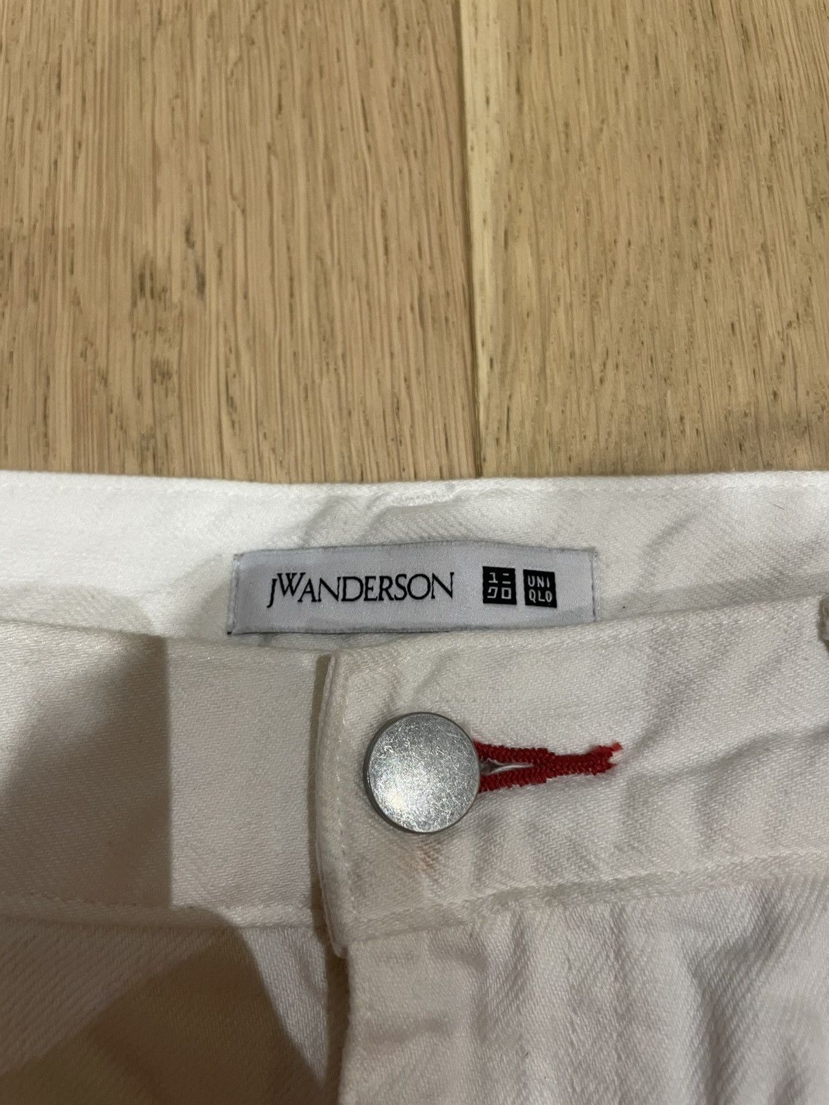 JW Anderson × Uniqlo Uniqlo x JW Anderson White Denim Pants Size US 32 / EU 48 - 2 Thumbnail