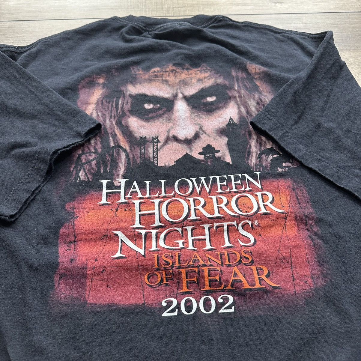 Universal Studios 2002 Universal Halloween Horror Nights Islands of Fear Tee Size US XL / EU 56 / 4 - 6 Thumbnail