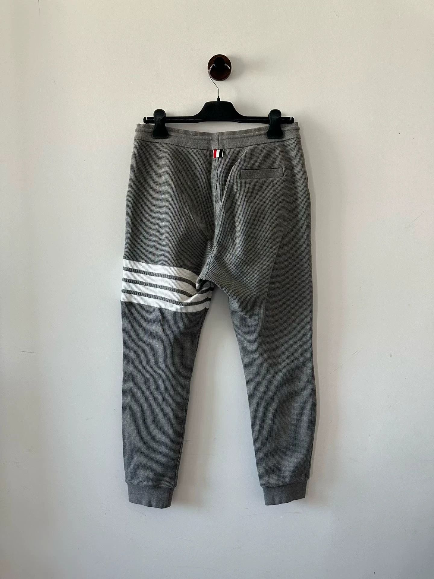 Thom Browne Thom Browne Grey Waffle Knit Sweatpants Size 1 Size US 28 / EU 44 - 2 Thumbnail