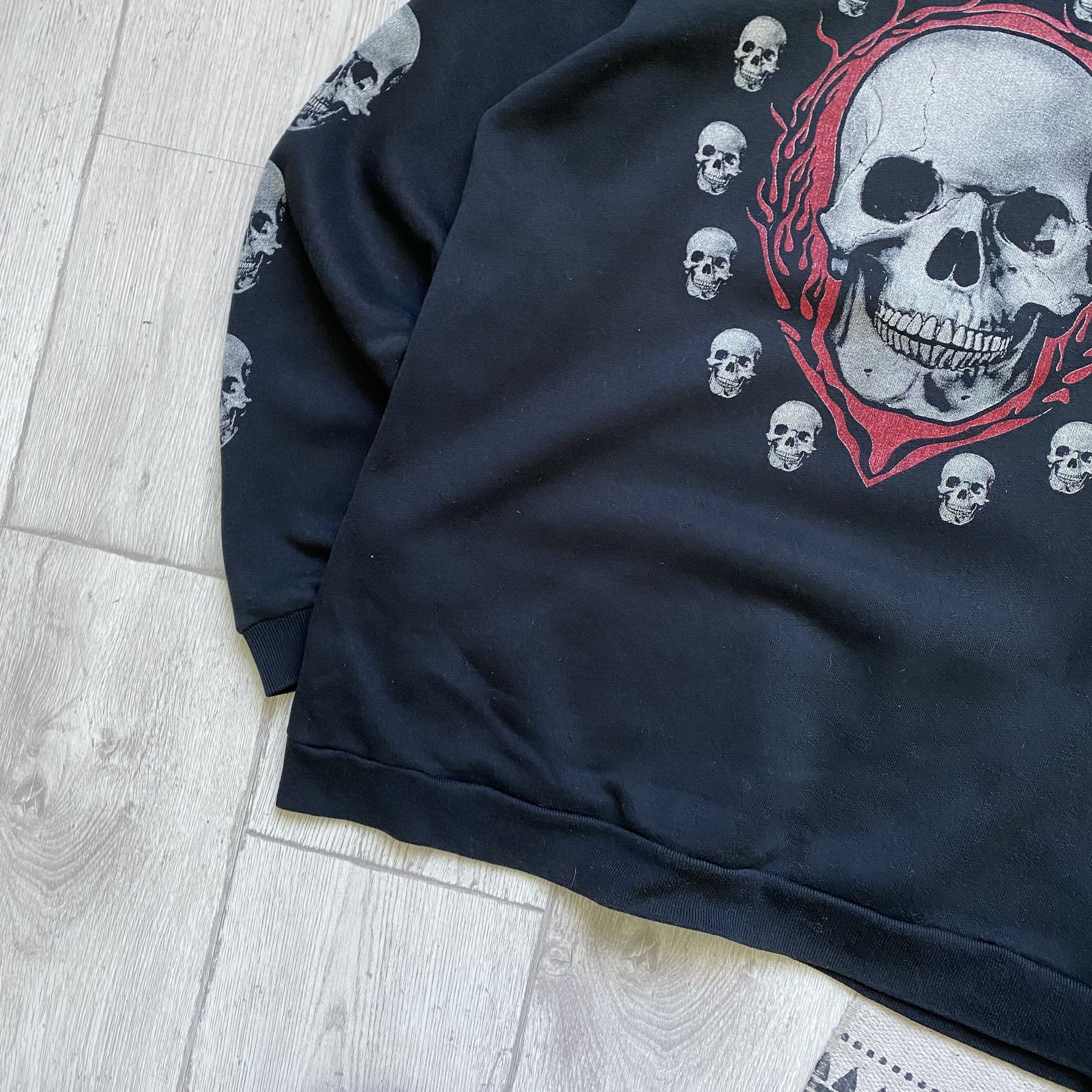 Band Tees 💀 Vintage Skulls logo hoodie Y2K skateboard Rock Band vibe Size US M / EU 48-50 / 2 - 11 Thumbnail