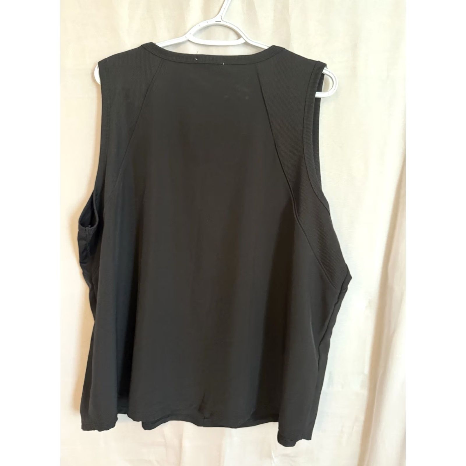 Vintage Maurices Womens Black 2X Athletic Style Tank Stretchy Gym Workout Sleeveless Top Size XXL / US 16-18 / IT 52-54 - 2 Thumbnail