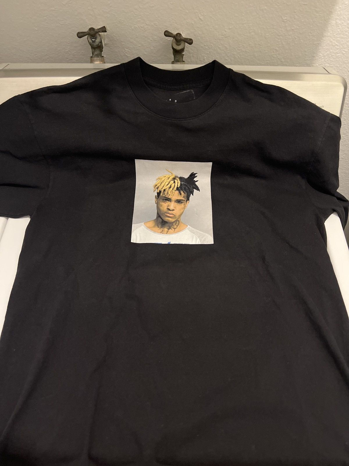 Revenge Xxxtentacion mugshot tee Size US L / EU 52-54 / 3 - 1 Thumbnail