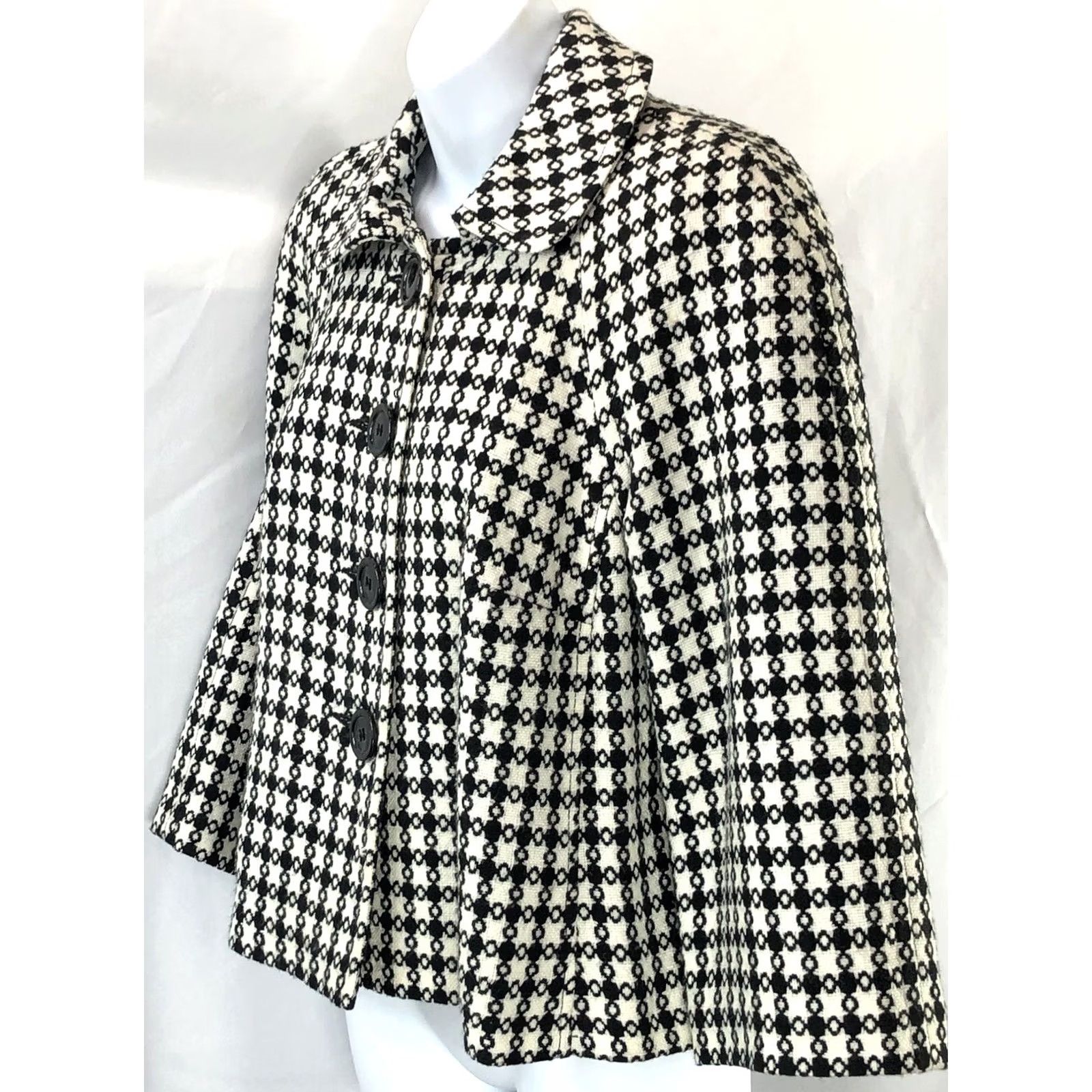 Vintage VINTAGE Briggs New York Blazer Jacket 10P Black White Houndstooth Wool Blend Shawl Short 3/4 Sleeve Womens 40 Chest Vintage 90s Career Work Wear N/A Size L / US 10 / IT 46 - 2 Thumbnail