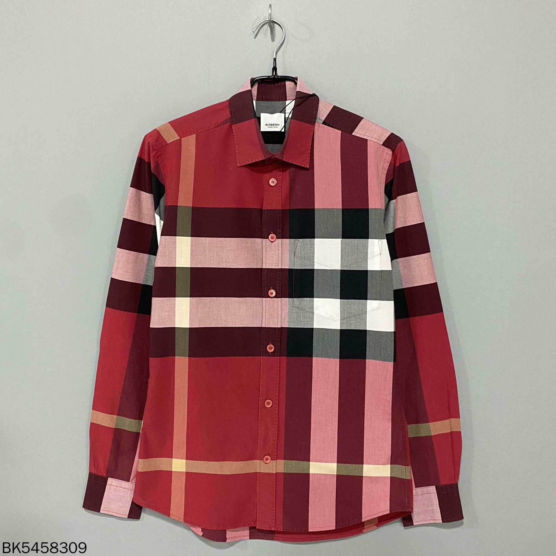 Burberry Burberry Classic Plaid Shirt Size XS / US 0-2 / IT 36-38 - 1 Thumbnail