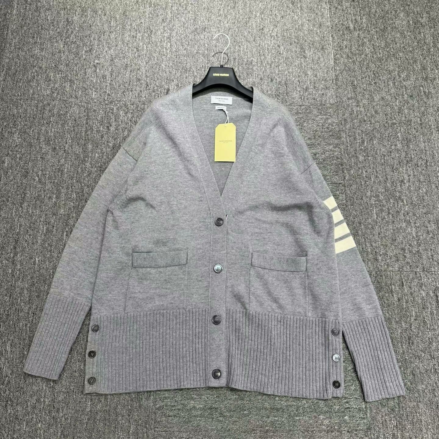 Thom Browne thom browne gray wool cardigan Size US XXL / EU 58 / 5 - 1 Thumbnail