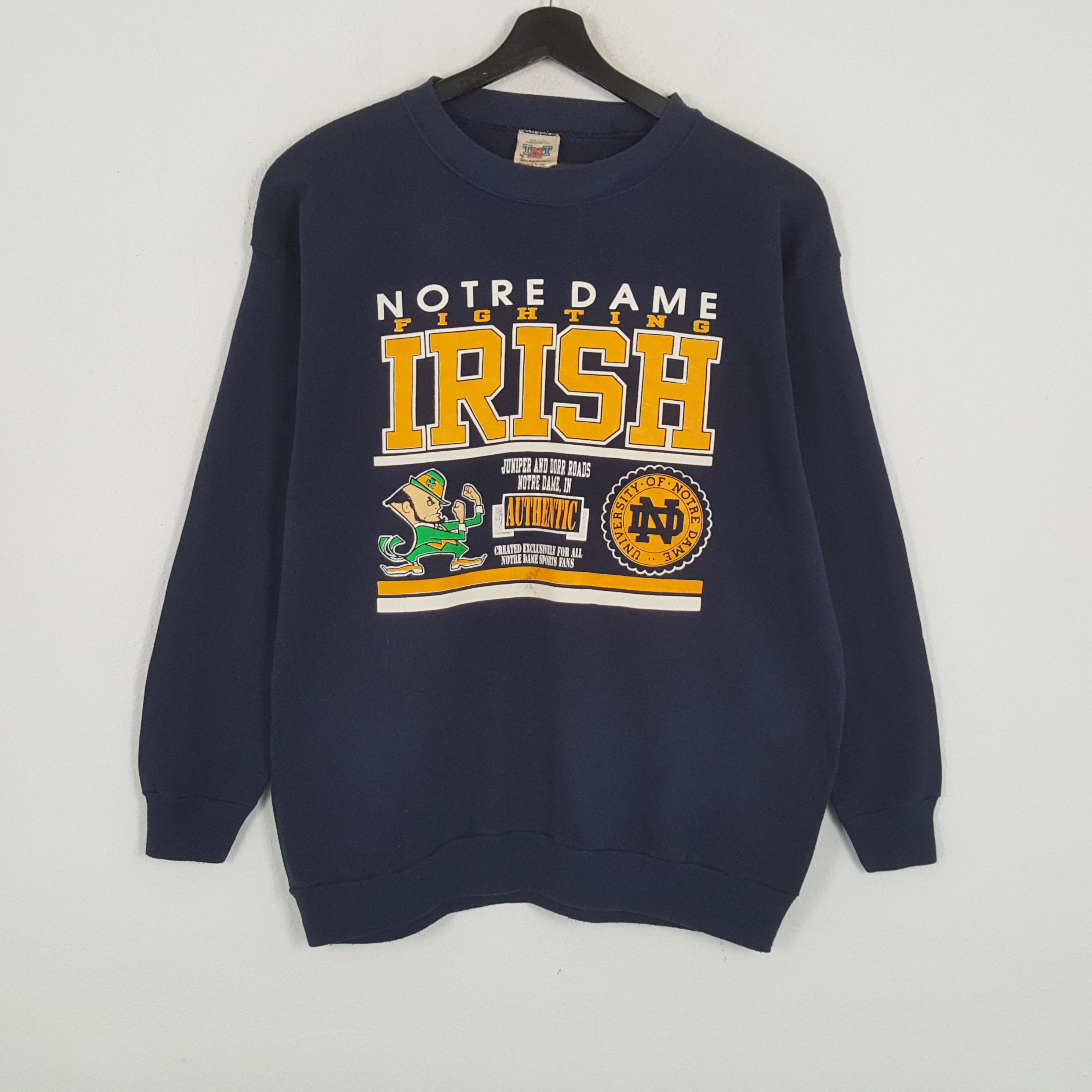NFL × Vintage NOTRE DAME IRISH NFL Football Team Vintage Sweatshirt Size US XXL / EU 58 / 5 - 1 Thumbnail