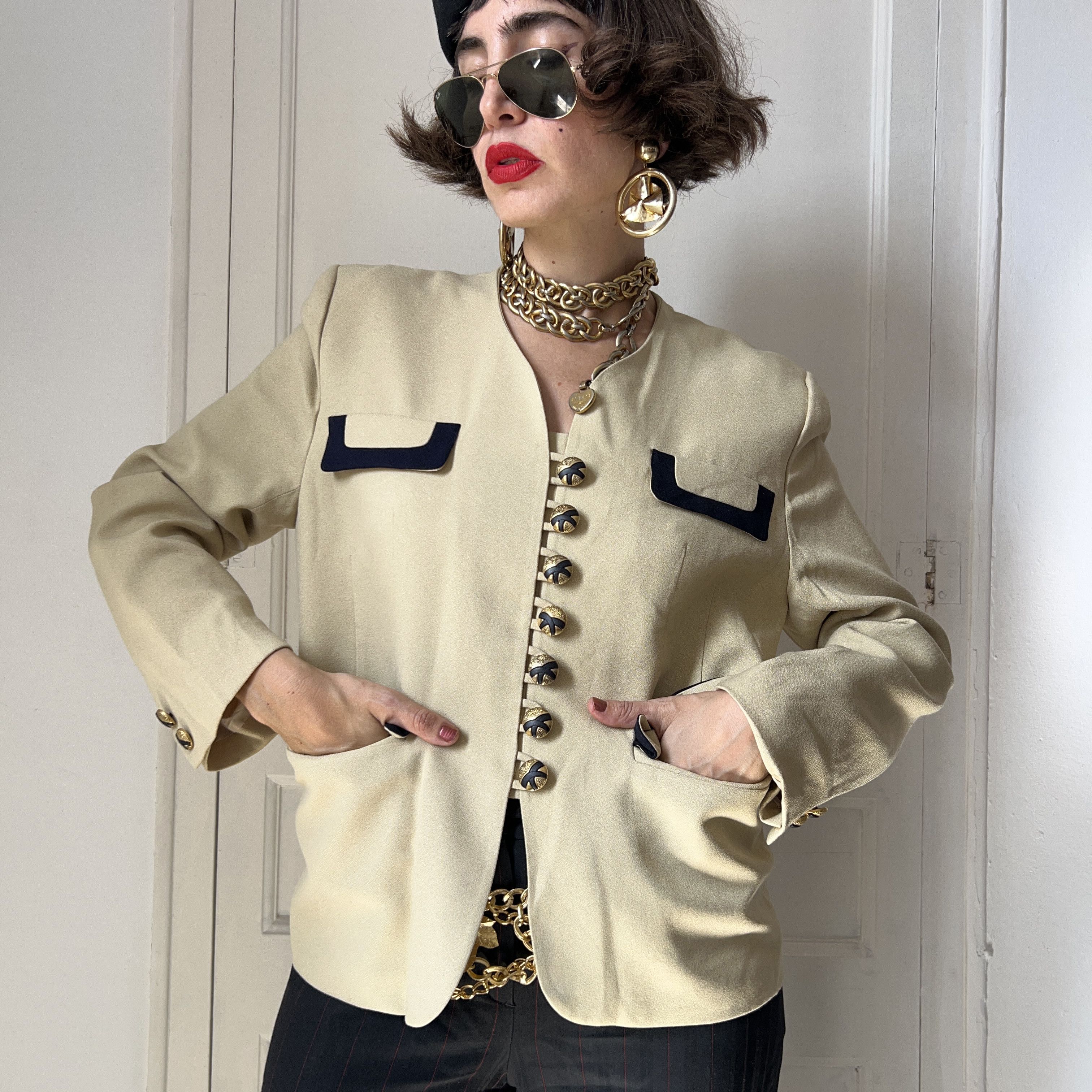 Vintage Vintage 90s Beige Collarless Blazer Navy Blue Trim Size XL / US 12-14 / IT 48-50 - 7 Thumbnail