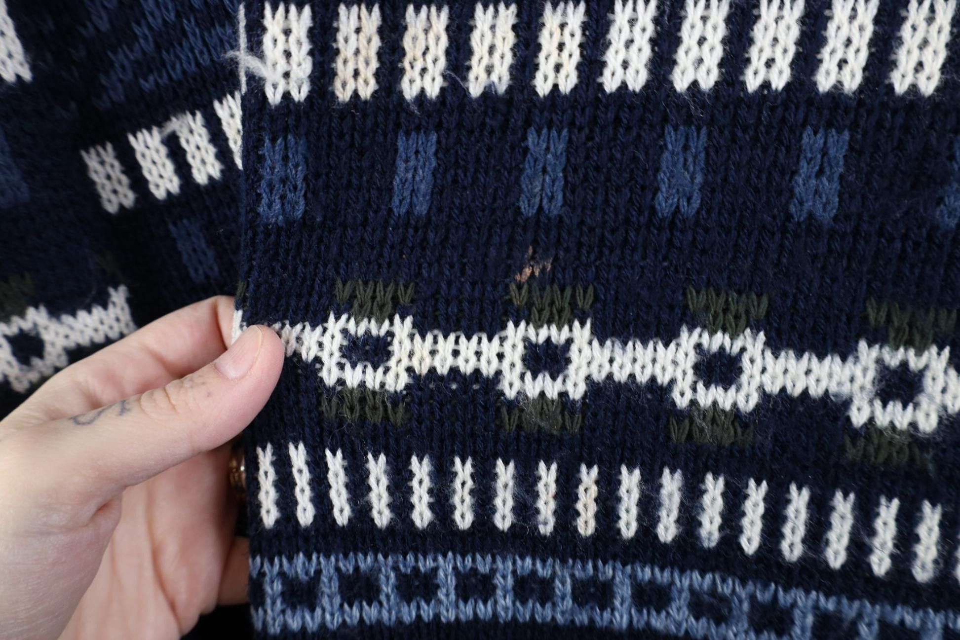 Vintage Vintage 90s Streetwear Fair Isle Knit Crewneck Sweater USA Size US L / EU 52-54 / 3 - 5 Thumbnail