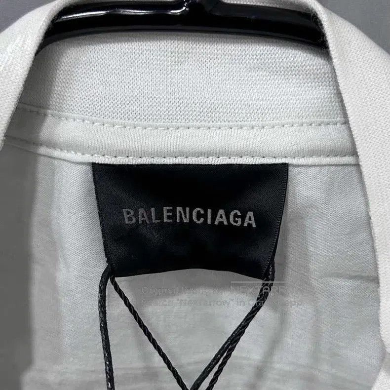 Balenciaga Balenciaga Load error glossy round neck short sleeve Size US L / EU 52-54 / 3 - 4 Thumbnail