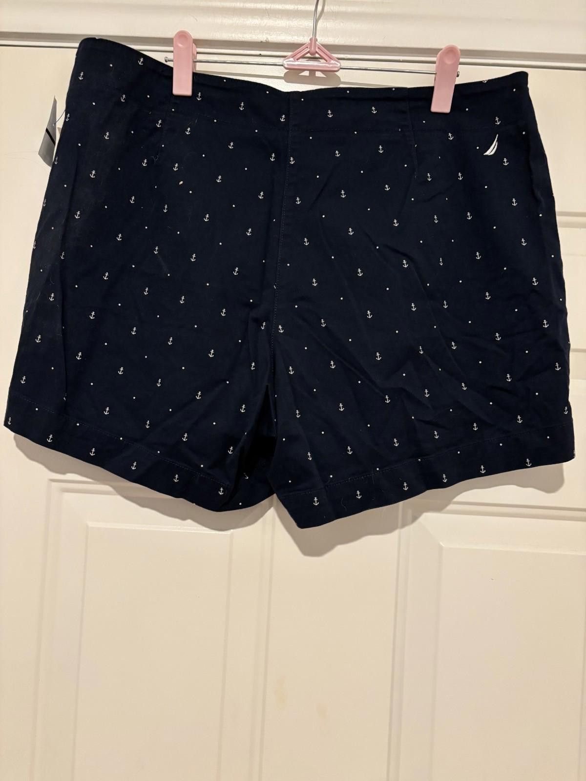 Nautica Womens Nautica beachy navy shorts with anchors sz 14 #371 Size 36" / US 14 / IT 50 - 2 Thumbnail
