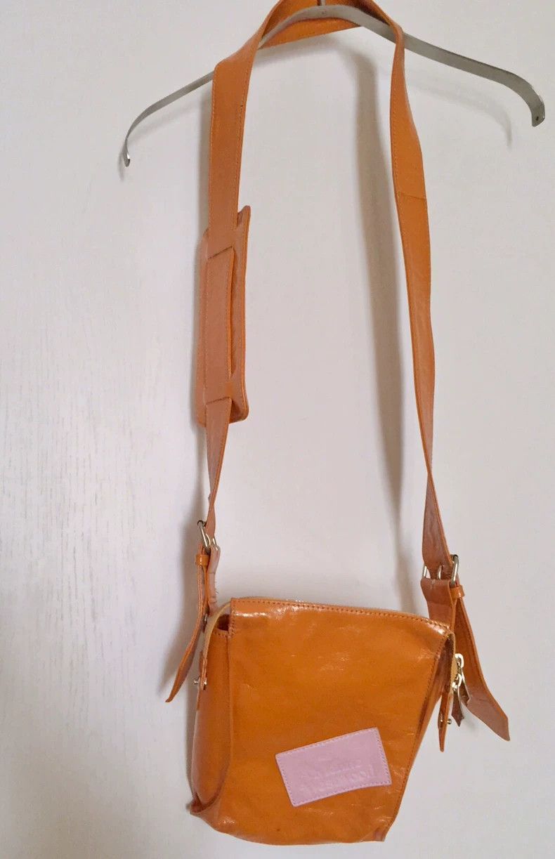 Vivienne Westwood Vivienne Westwood size os Small shoulder bag full of leathe Size ONE SIZE - 3 Thumbnail