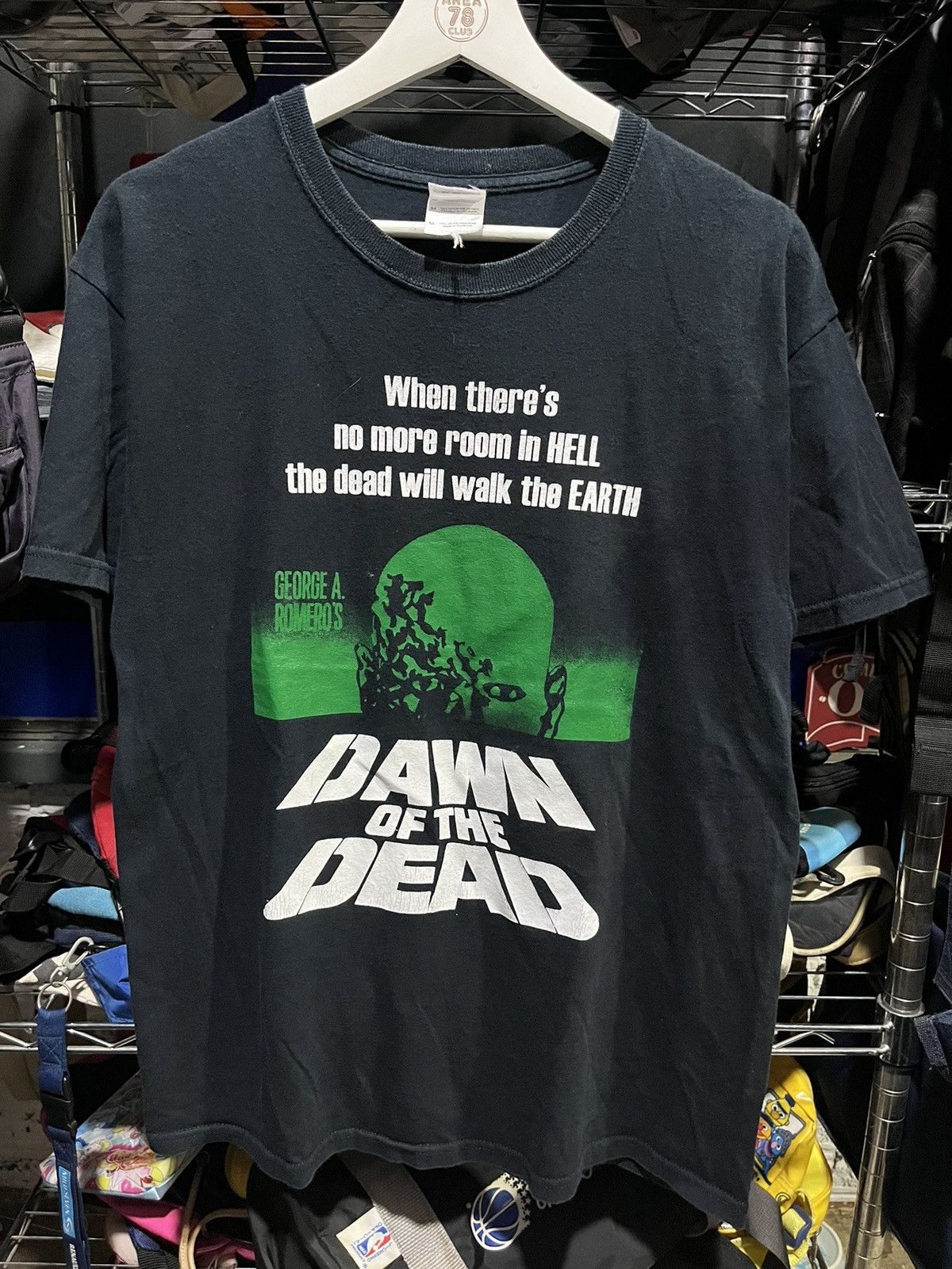Vintage Dawn of the Dead Zombie Movie Tee 00s Size US M / EU 48-50 / 2 - 1 Thumbnail