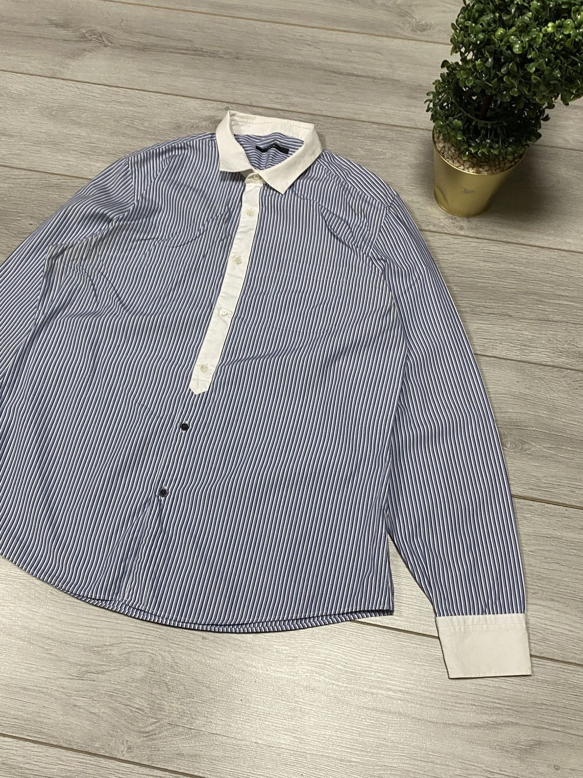 Gucci Gucci stripped shirt rare buttons Size US M / EU 48-50 / 2 - 2 Thumbnail
