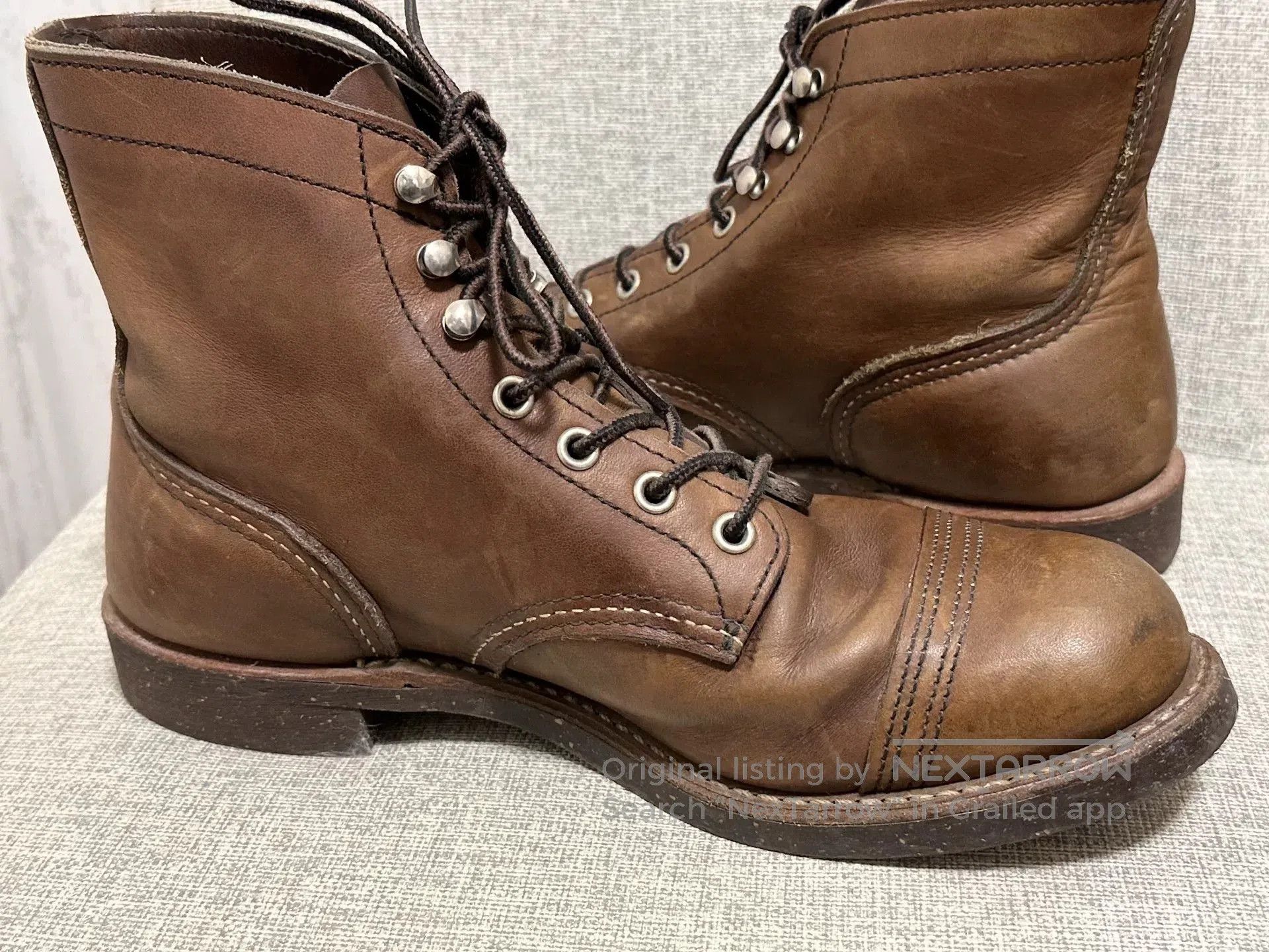 Red Wing Red Wing 8111 Crepe Sole Boot. Size US 7 / EU 40 - 4 Thumbnail