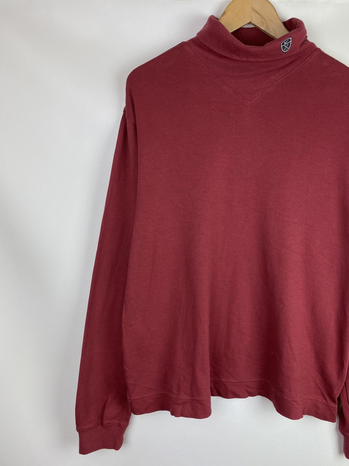 Nike VTG 90s Nike Turtleneck swoosh sweatshirt pullover size M Size US M / EU 48-50 / 2 - 2 Thumbnail