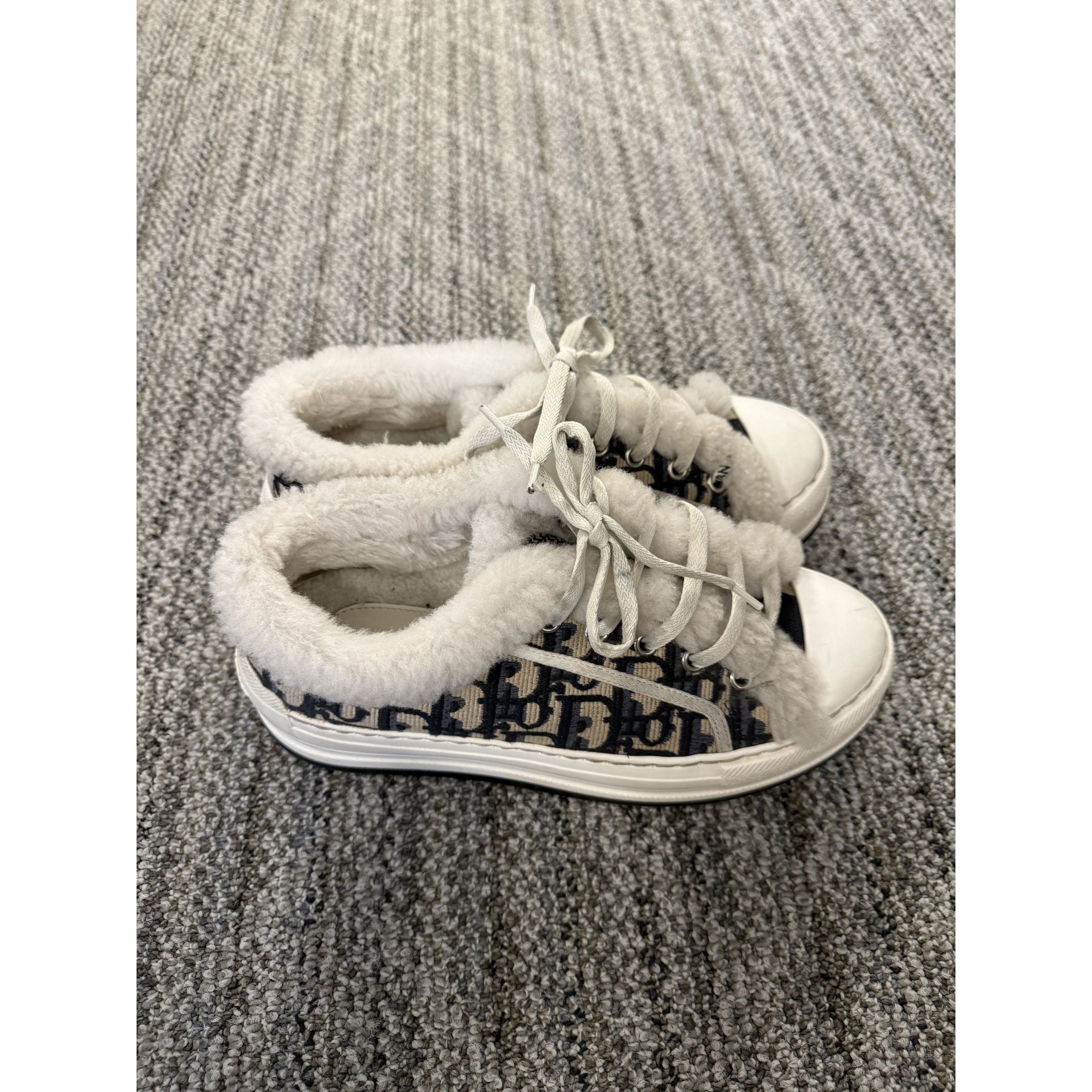 Dior Christian Dior Womens Navy & White Shearling Lined Canvas Sn Size US 7 / IT 37 - 3 Thumbnail
