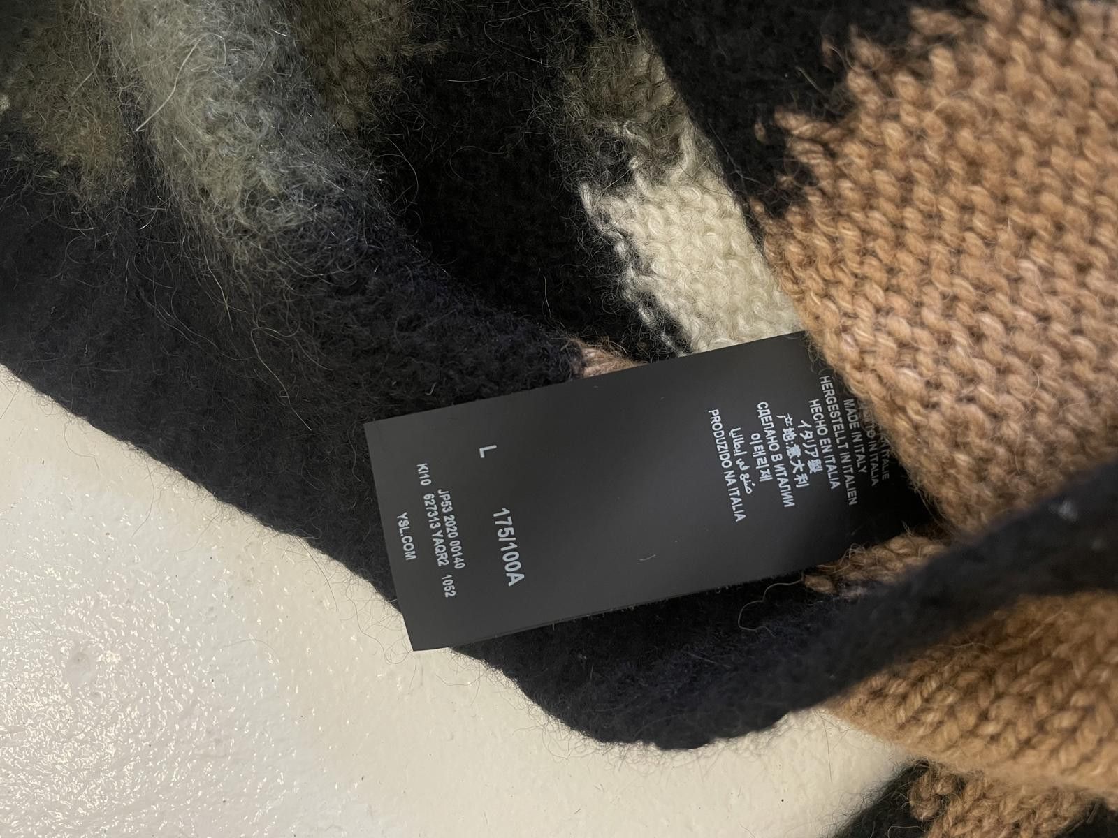 Saint Laurent Paris Saint Laurent Mohair camo sweater Size US S / EU 44-46 / 1 - 4 Thumbnail