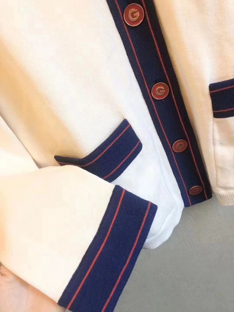 Gucci Gucci College style bee embroidery logo cardigan knitwear j Size XS / US 0-2 / IT 36-38 - 4 Thumbnail