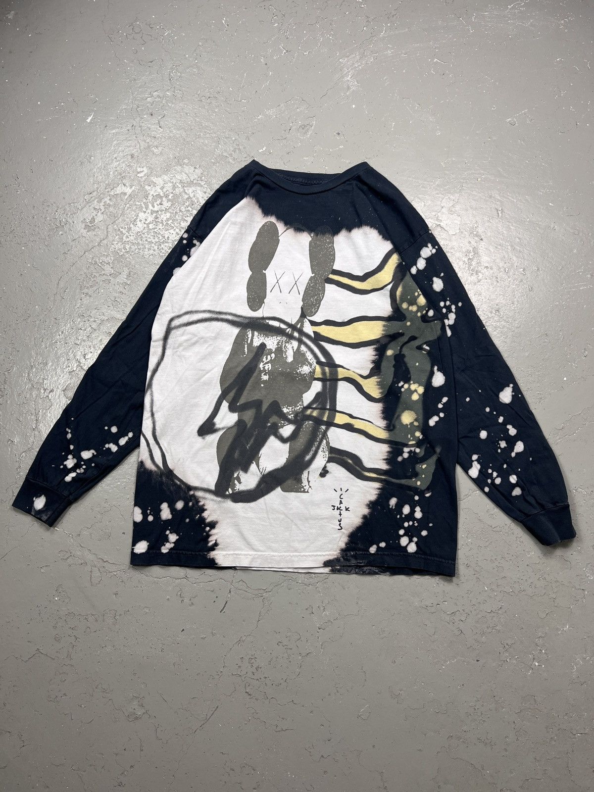 travis scott kaws shirt