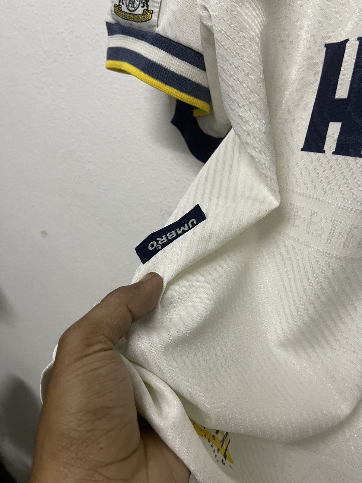 Umbro VINTAGE 93/95 TOTTENHAM HOTSPUR FC HOME JERSEY Size US M / EU 48-50 / 2 - 9 Thumbnail