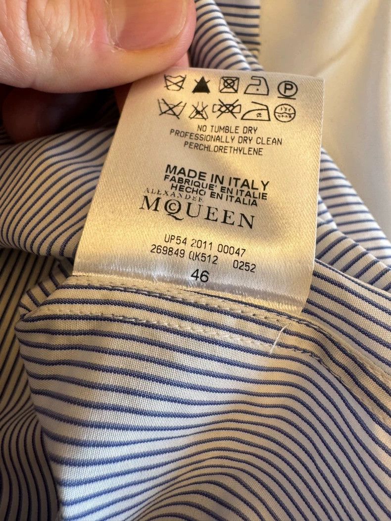 Alexander McQueen Alexander McQUEEN Classic Harness - style shirt with white Size US S / EU 44-46 / 1 - 5 Thumbnail