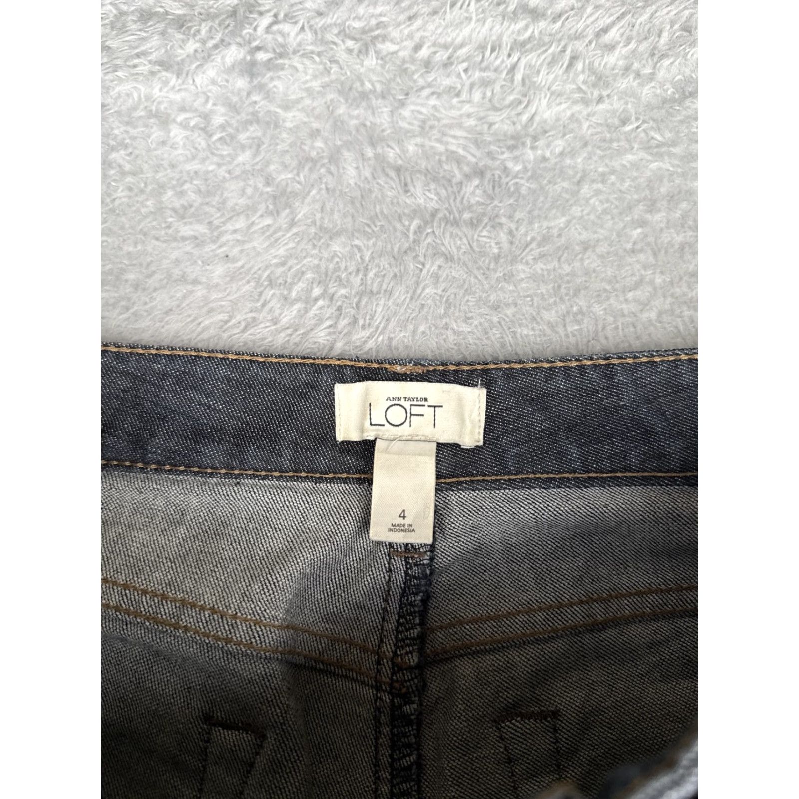 Loft LOFT Ann Taylor Jeans Womens 4 Blue Modern Straight Crop Dark Wash Denim Zip Pocket 5-Pocket Womens Size 27" / US 4 / IT 40 - 6 Thumbnail
