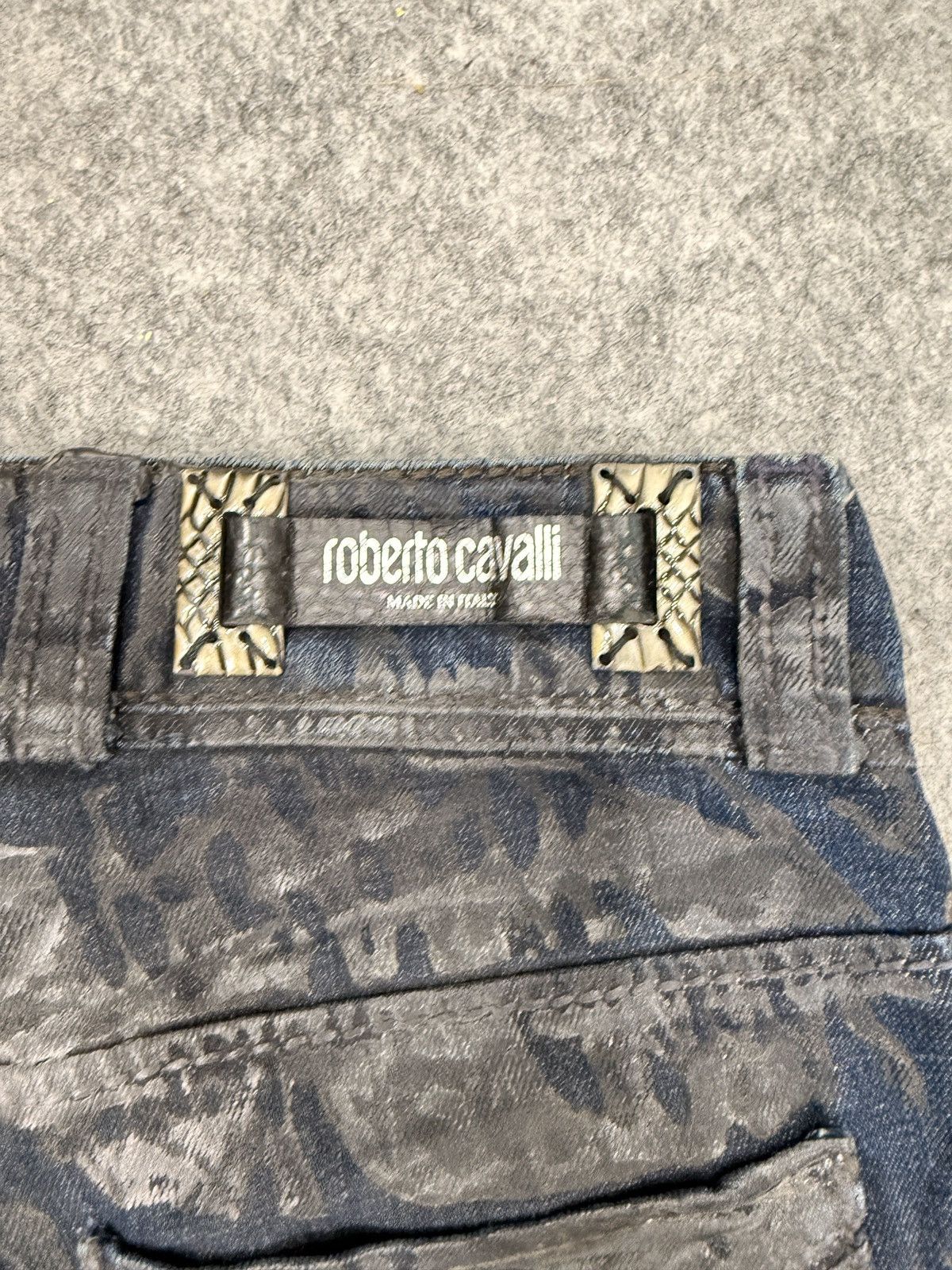 Roberto Cavalli AW2005 Roberto Cavalli Crocodile Effect Leather Waxed Denim Size US 33 - 17 Thumbnail