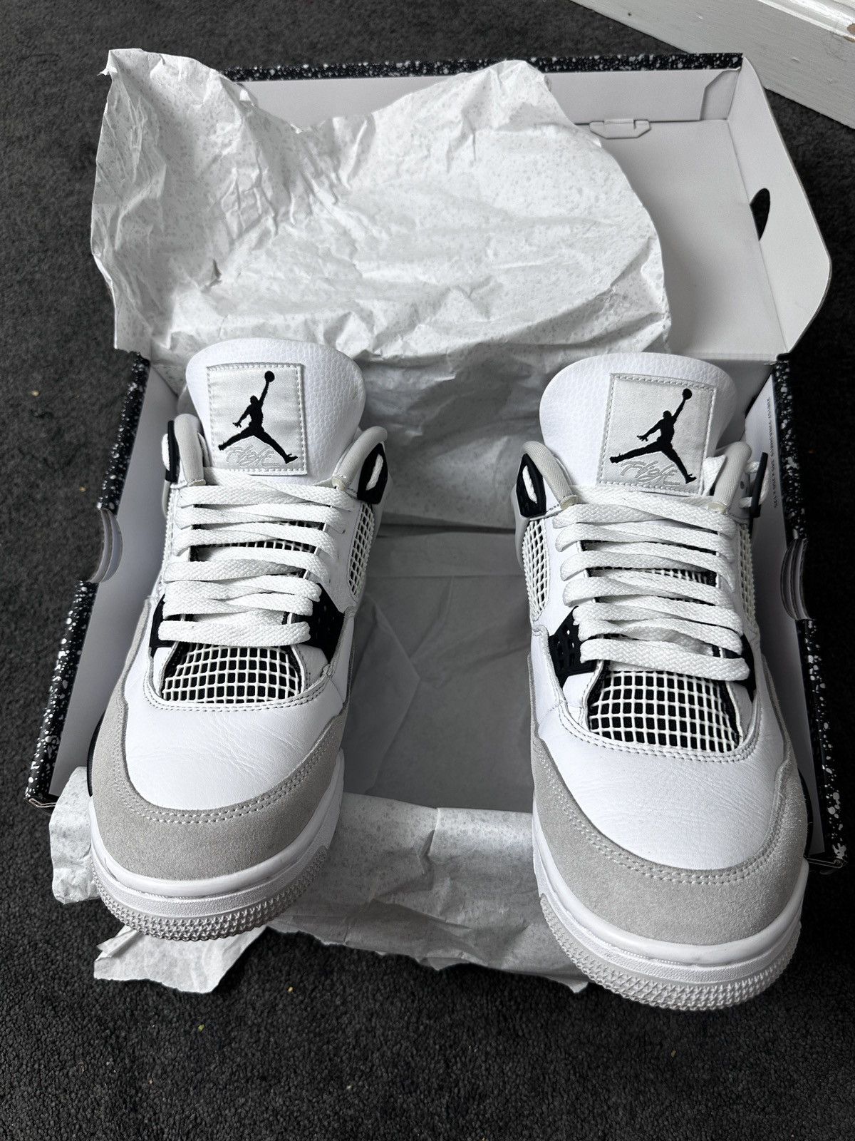 Jordan Brand Jordan 4 Retro- Military black Size US 10.5 / EU 43-44 - 3 Thumbnail