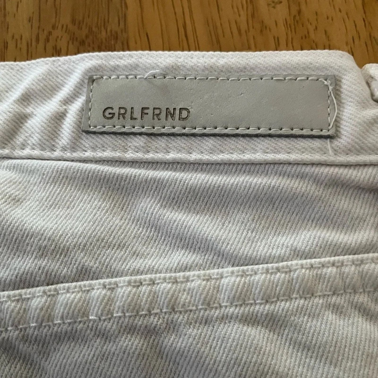 GRLFRND Grlfrnd Cheryl jeans, sz 24 in Sweet City Woman (white) Size 24" / US 00 / IT 34 - 3 Thumbnail