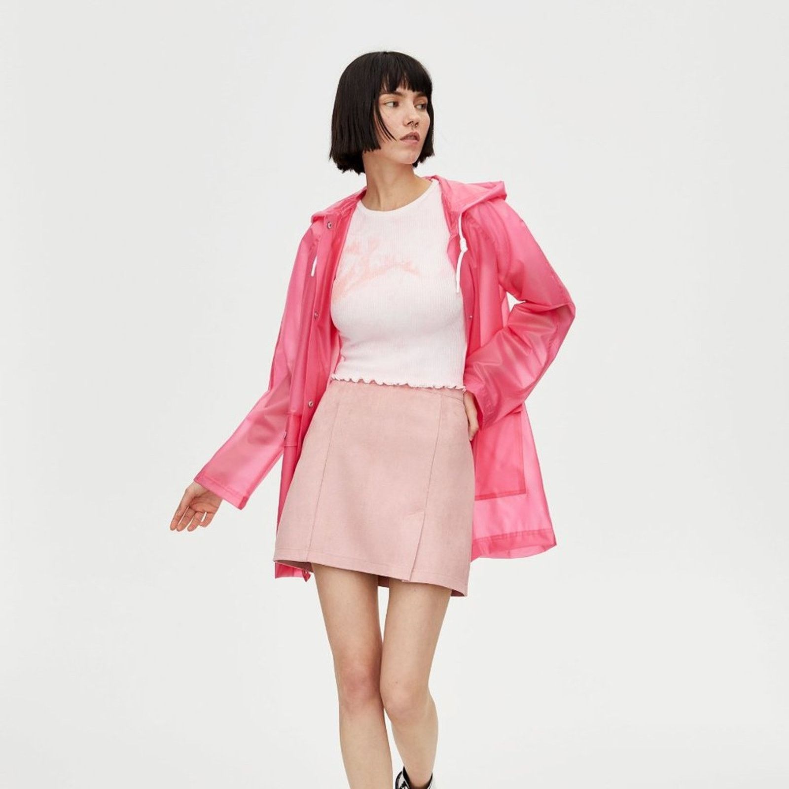 Pull & Bear Pull&Bear Pink Faux Suede Mini Skirt Size 28" / US 6 / IT 42 - 2 Thumbnail