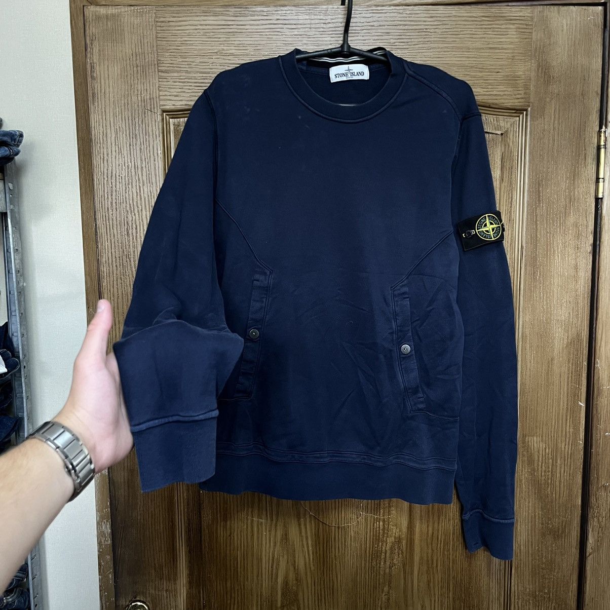 Stone Island Vintage Stone Island Sweatshirt Navy Blue Size US L / EU 52-54 / 3 - 2 Thumbnail
