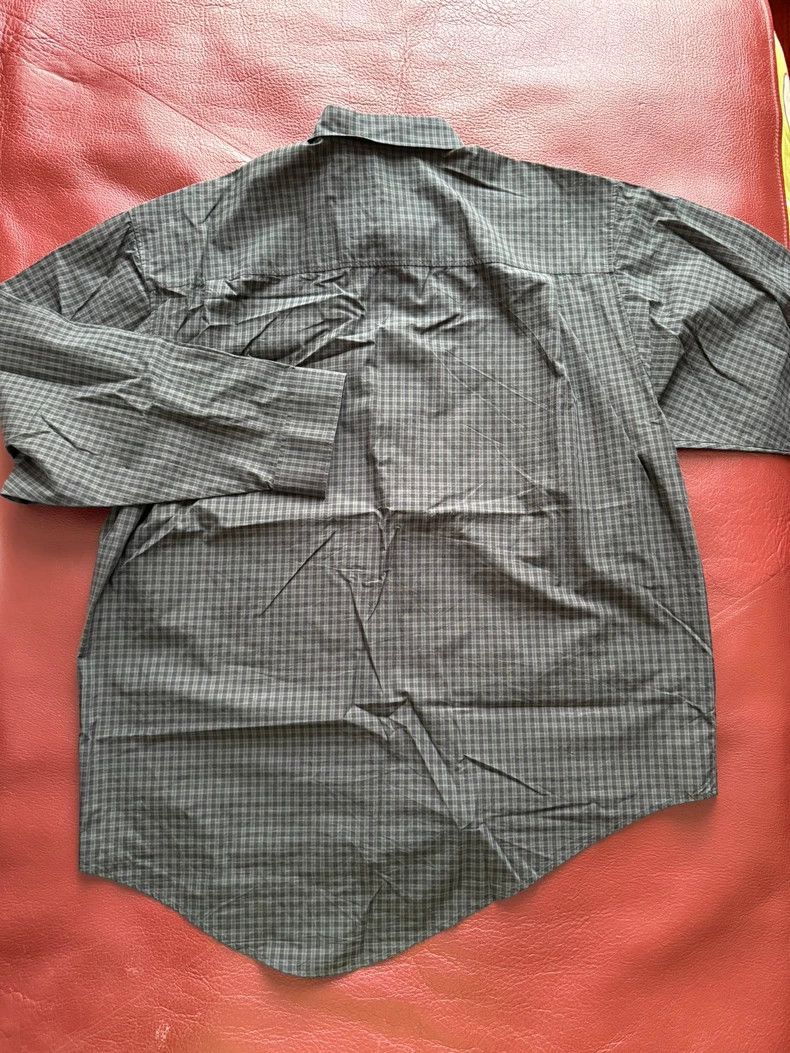 Balenciaga Balenciaga Irregular shirt embroidered logo on chest Size US L / EU 52-54 / 3 - 5 Thumbnail