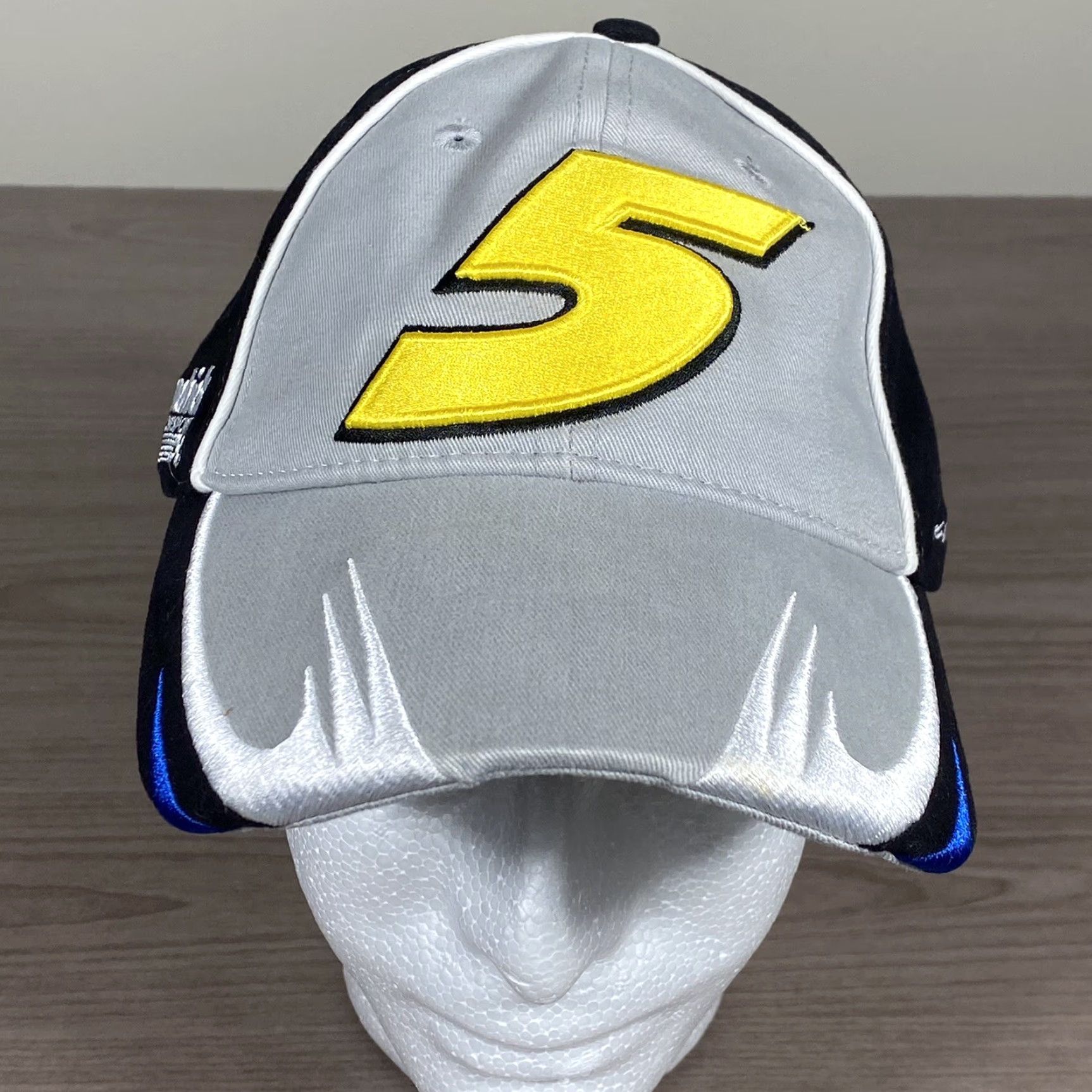 Chase Authentics Hendrick Motorsports No. 5 Mark Martin Hat Cap Black Gray Kellogg’s Carquest Baseball Cap NASCAR Adjustable Men Yellow? Wait color black. Size ONE SIZE - 2 Thumbnail