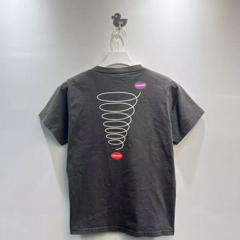 Balenciaga Balenciaga Embroidered Logo short sleeves with spiral line Size US L / EU 52-54 / 3 - 3 Thumbnail