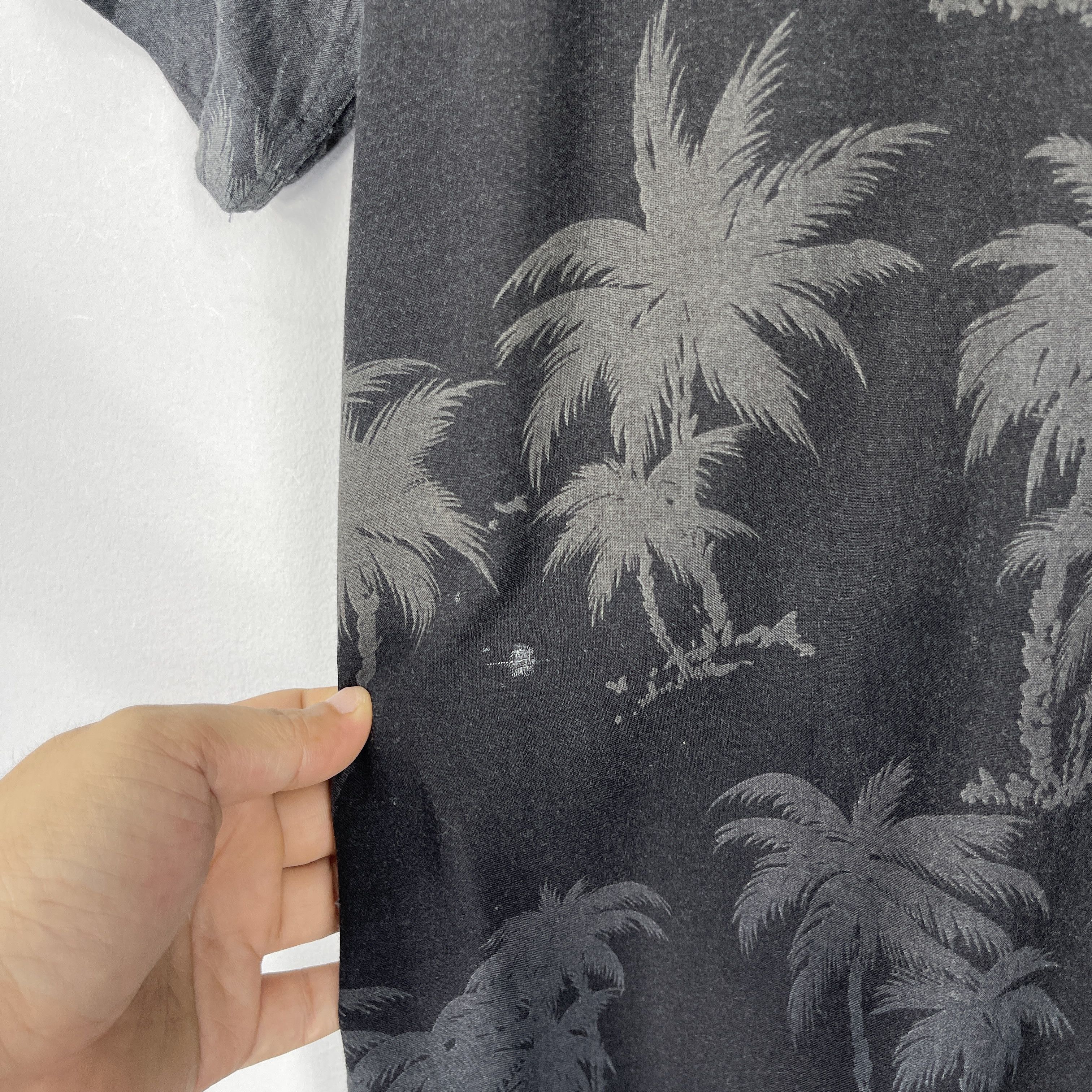 Vintage Vintage VAN HEUSEN Hawaiian Coconut Tree Motive Printed Size US XL / EU 56 / 4 - 7 Thumbnail