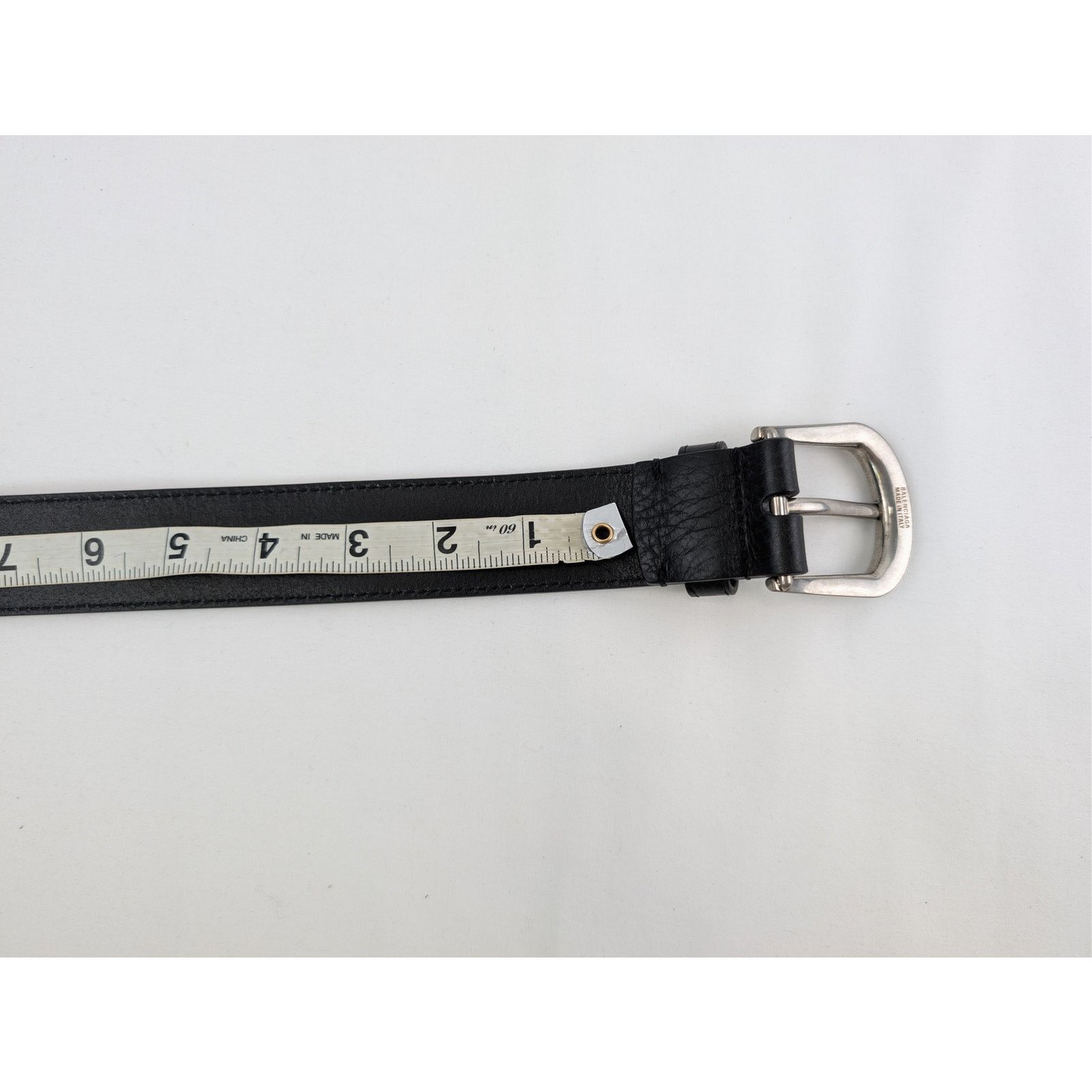 Balenciaga o1rshd1 Q:2 / Size: 85 / Vegetal Calf Half Moon Belt Black Size 34 - 13 Thumbnail