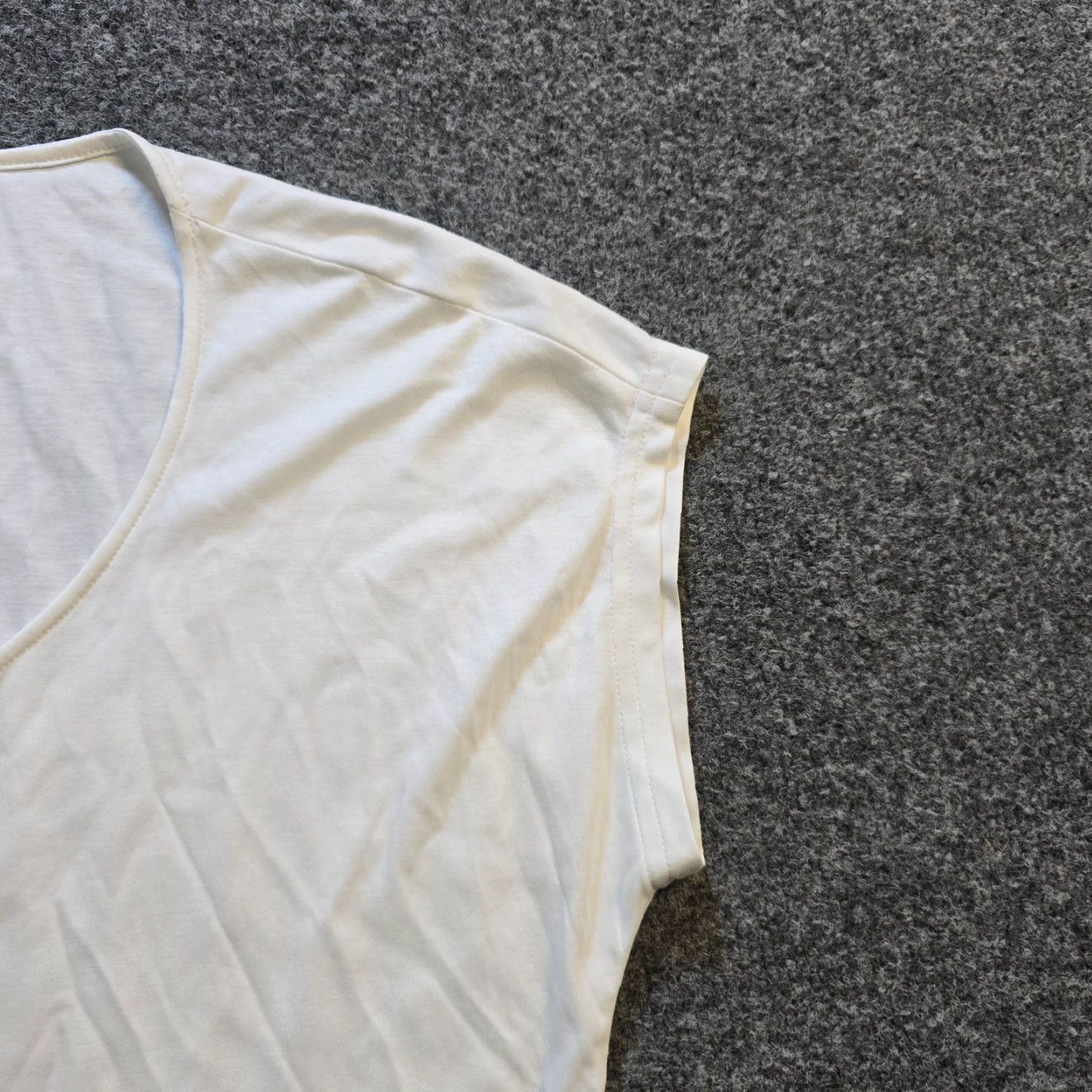 Lacoste Lacoste Top Women Size 36 White Short Sleeve Lightweight Classic Capsule Minimal Size XS / US 0-2 / IT 36-38 - 4 Thumbnail