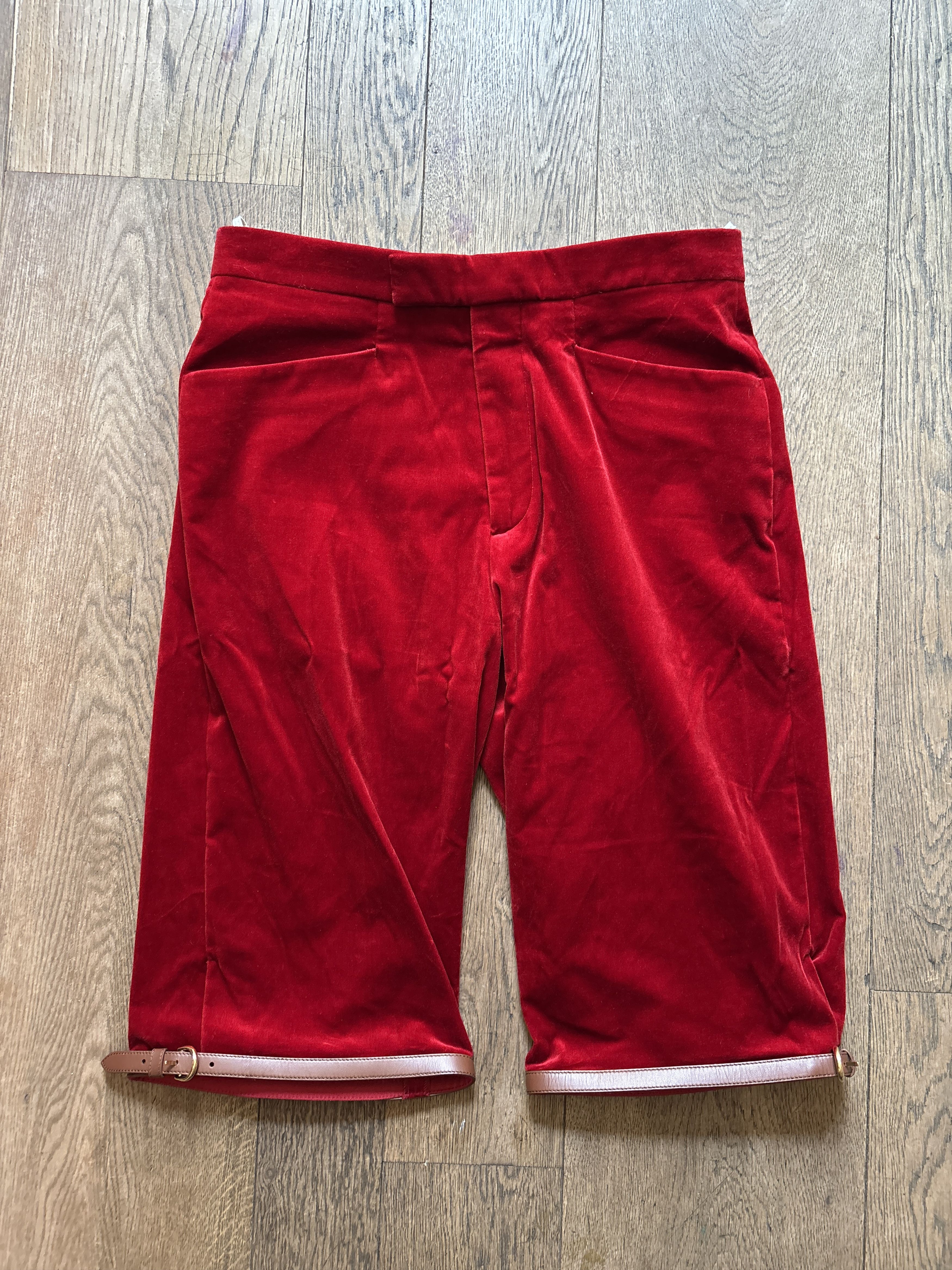 Gucci Gucci Red Velvet SS17 Embroidered Gothic Logo Track Shorts 