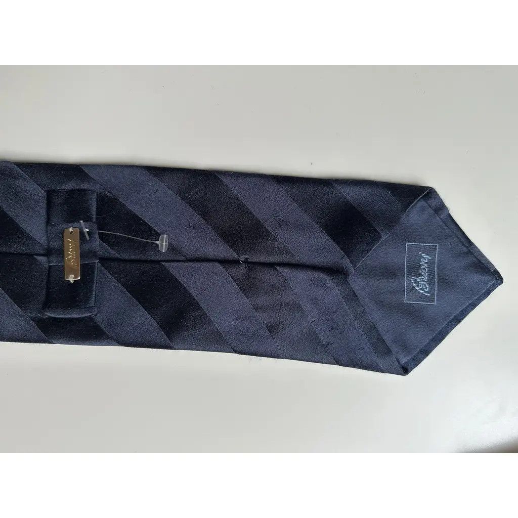 Brioni Brioni Navy Striped Silk Tie Made in Italy Size ONE SIZE - 2 Thumbnail
