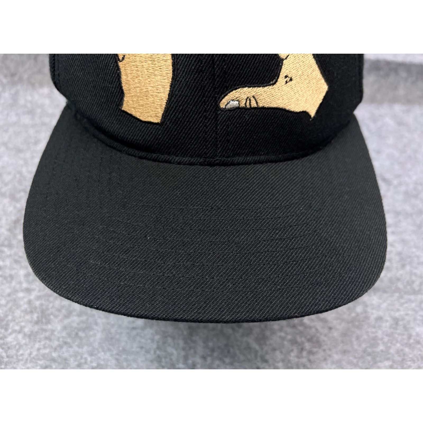 Vintage Yupoong Snapback Hat Black Acrylic Wool One Size Adjustable Hip Hop Skate Mens Size ONE SIZE - 3 Thumbnail