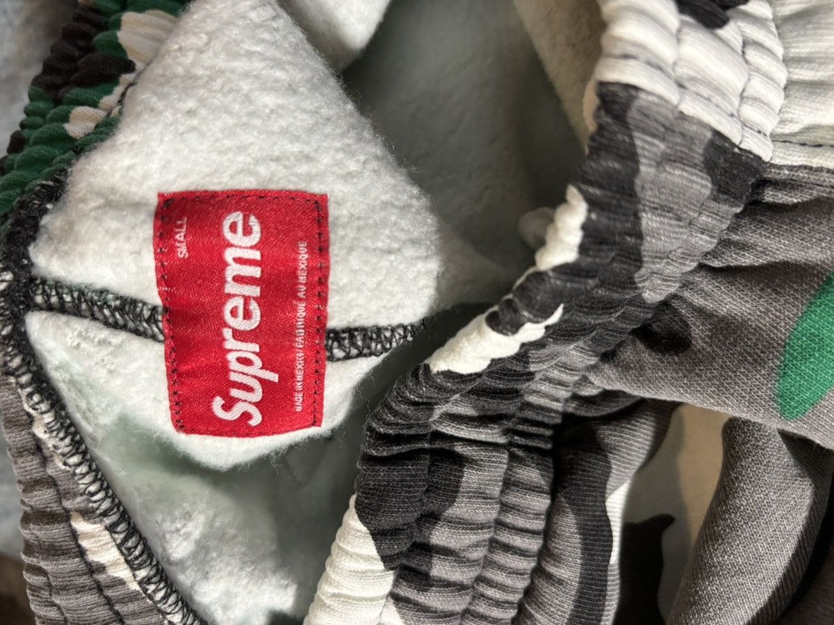 Supreme Supreme camo jogging suit Size US S / EU 44-46 / 1 - 4 Thumbnail